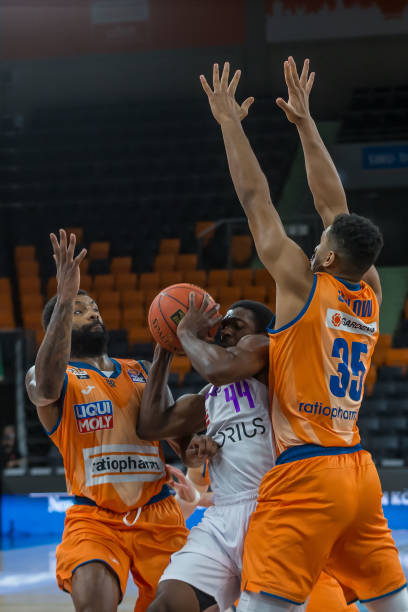 纵深意识培 纵深意识培