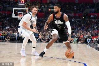 场边的最新 场边的最新