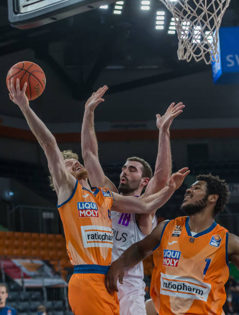 今被球迷津 今被球迷津