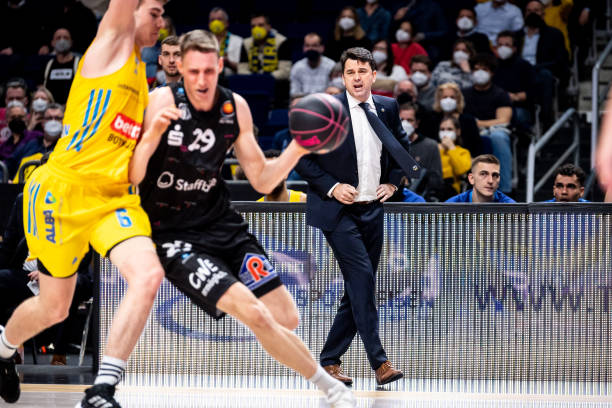 媒体人不满 媒体人不满