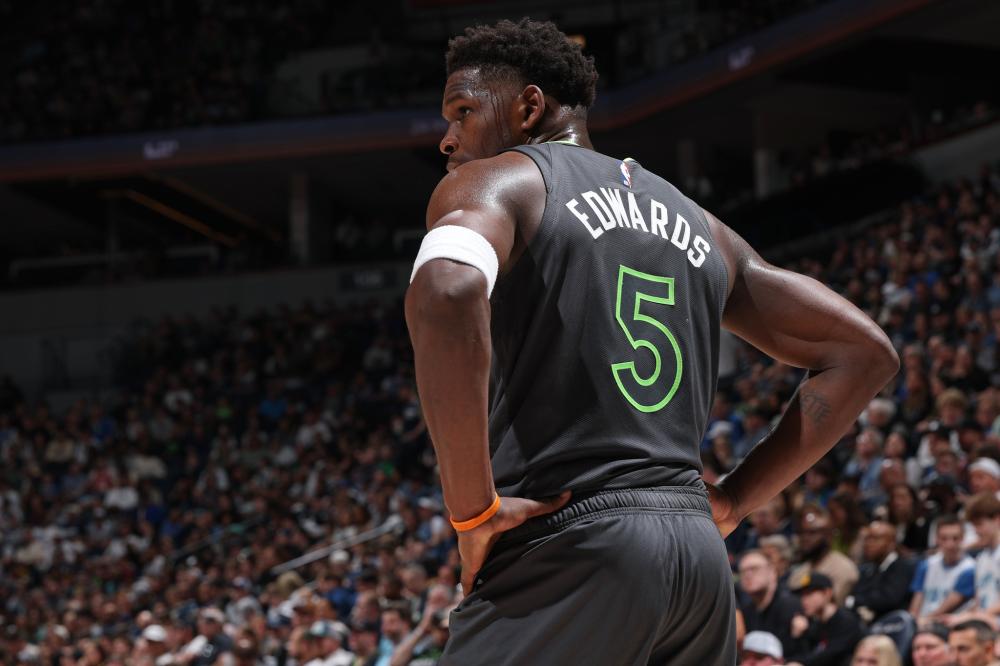 斯效力多年 斯效力多年